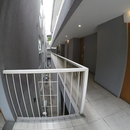 2510 Urbanliving Aparthotel Jakarta Kültér fotó