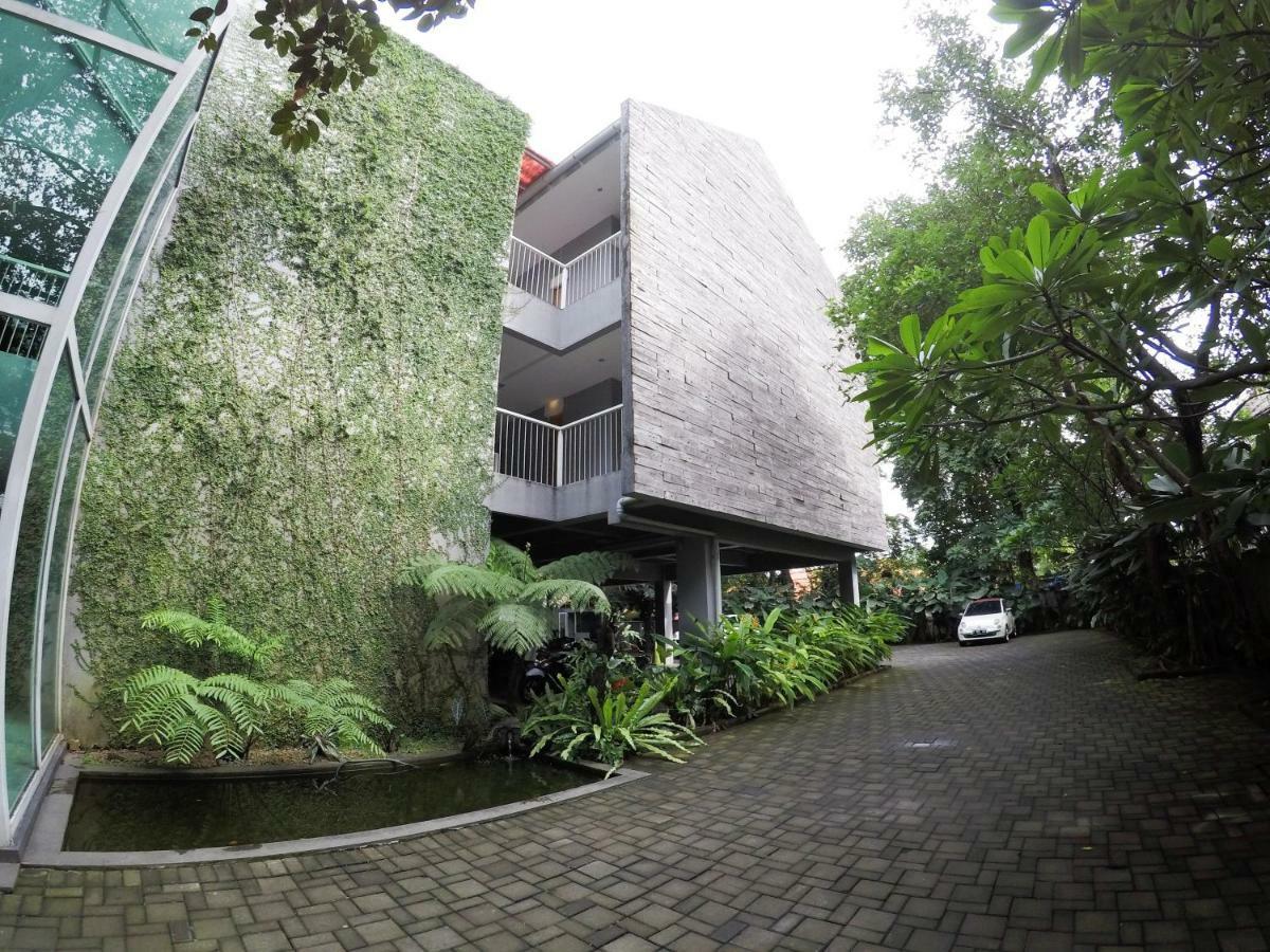 2510 Urbanliving Aparthotel Jakarta Kültér fotó